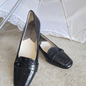 George Women's Black Textured Loafers